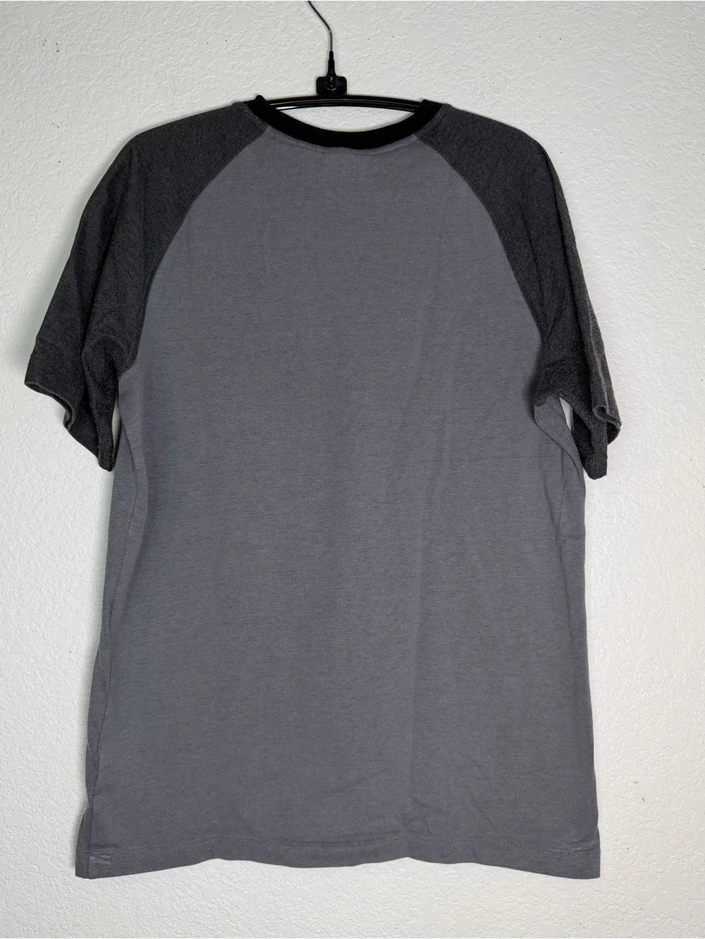 Jordan 3 Cement Gray Jumpman Elephant Print Men’s Tee, 689013-065, Size M